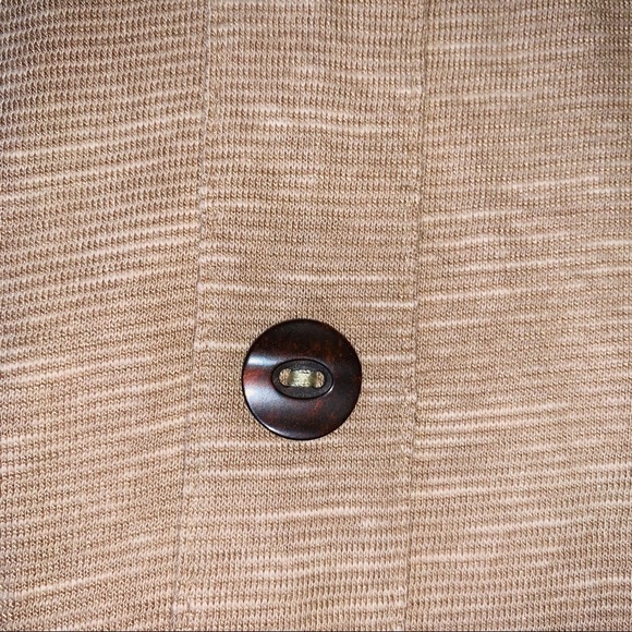 ❗️SOLD❗️ Beige False Button-Down Top - Picture 4 of 6